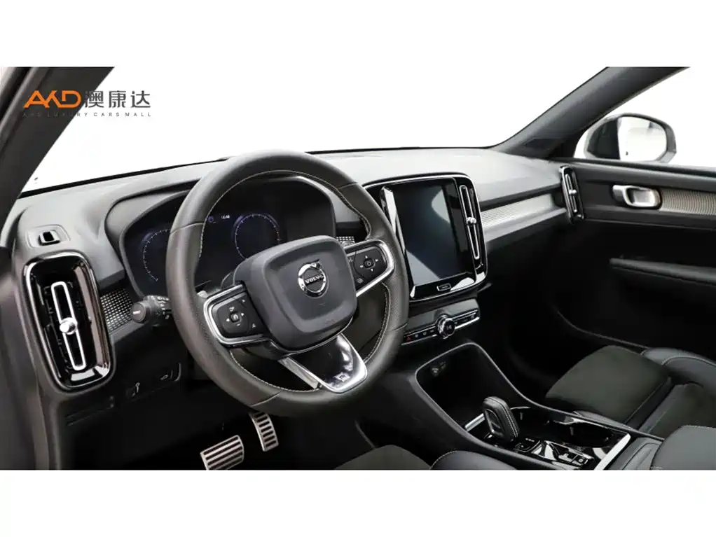 Volvo XC40 — миниатюра 6
