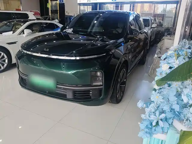 2025 Li Xiang L9
