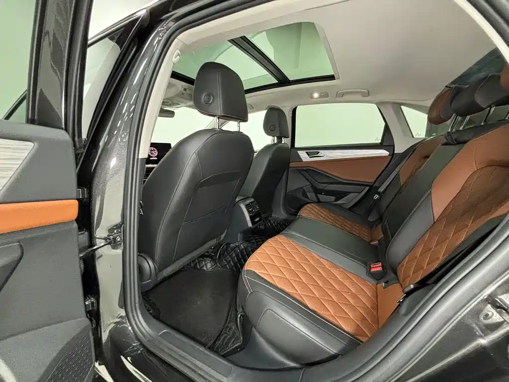 Volkswagen Sagitar — миниатюра 10