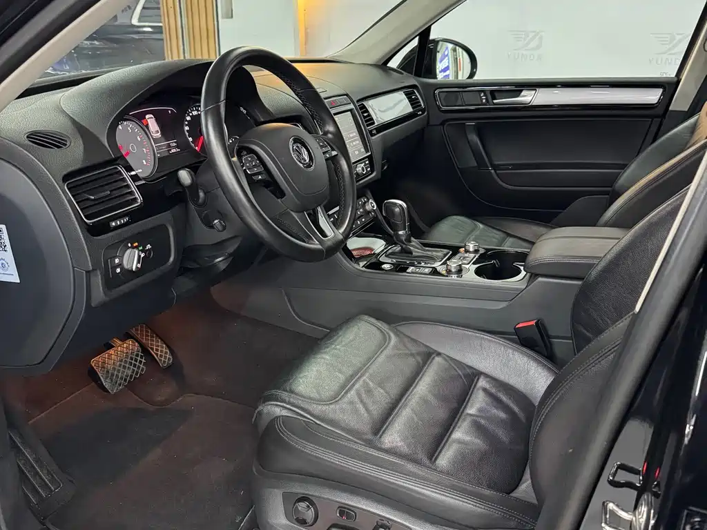 Volkswagen Touareg — миниатюра 4
