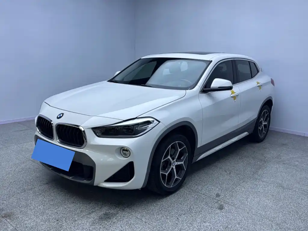 BMW X2 (Import)