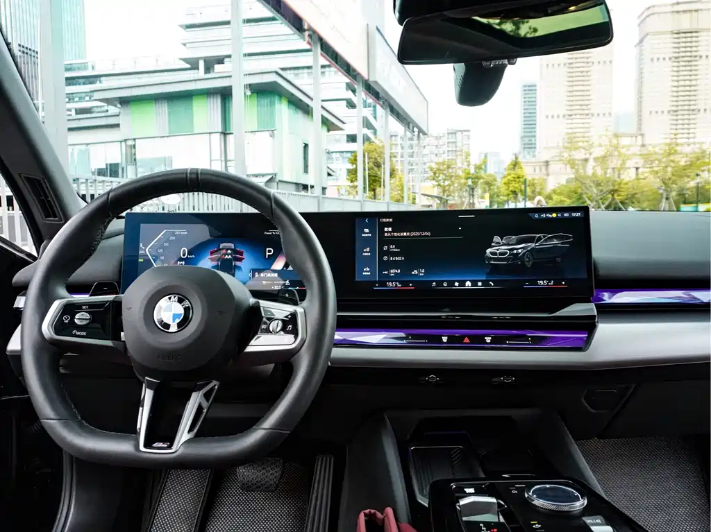 BMW 5 Series — миниатюра 21