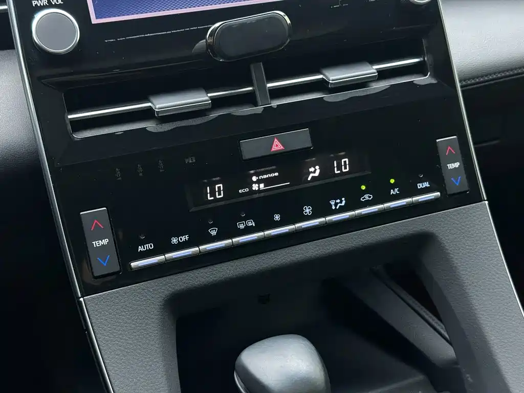 Toyota Avalon — миниатюра 17