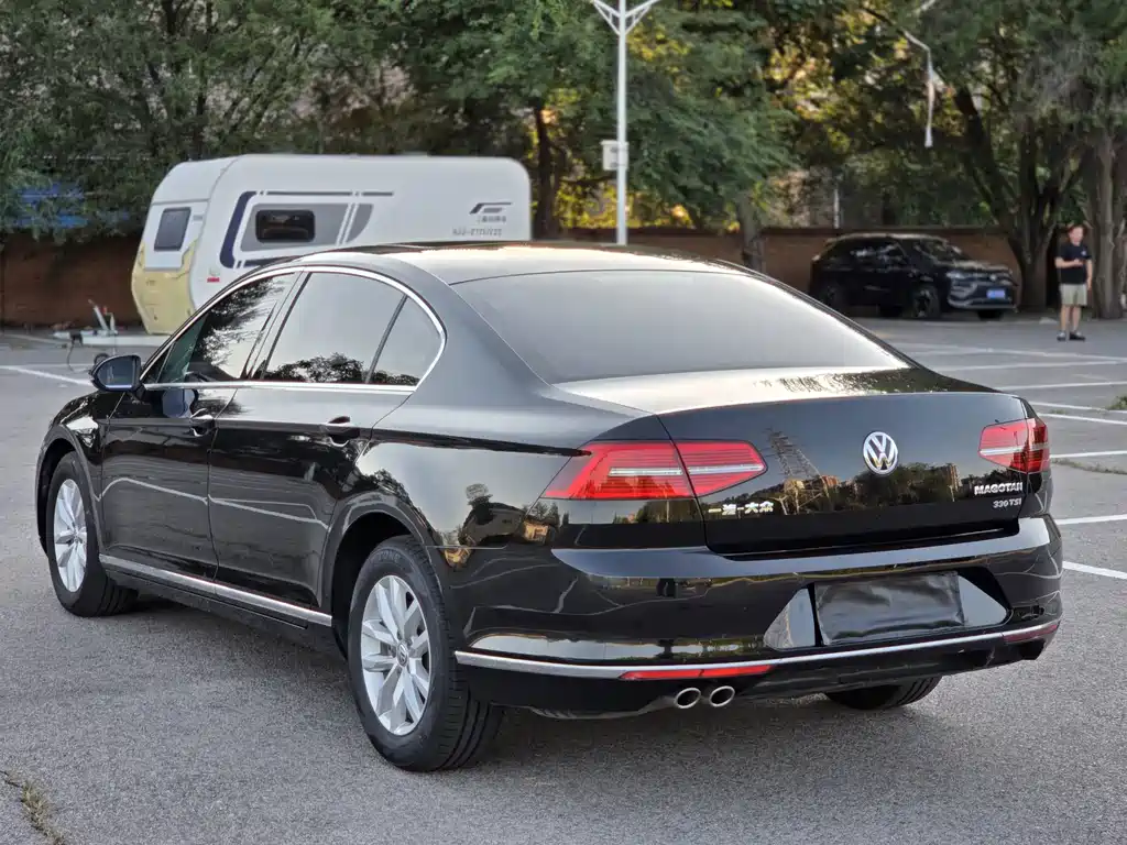 Volkswagen Magotan — миниатюра 4
