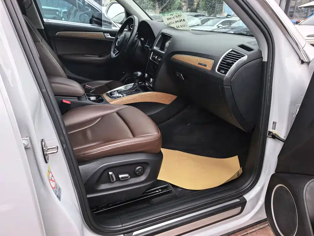Audi Q5 (Import) — миниатюра 11