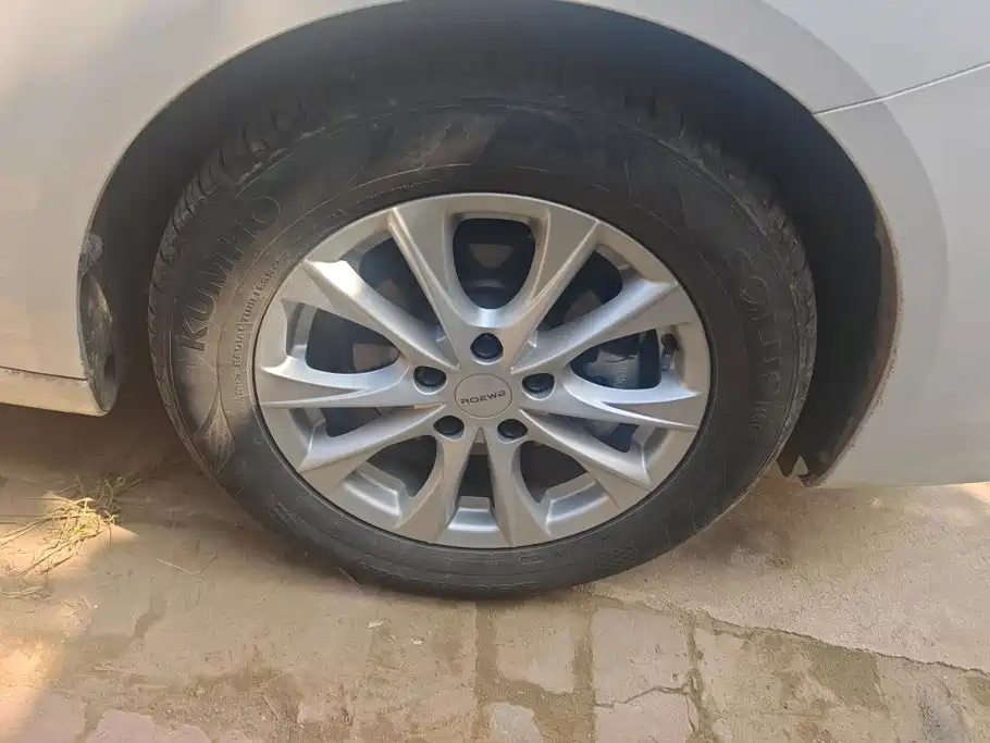 Roewe i5 — миниатюра 6