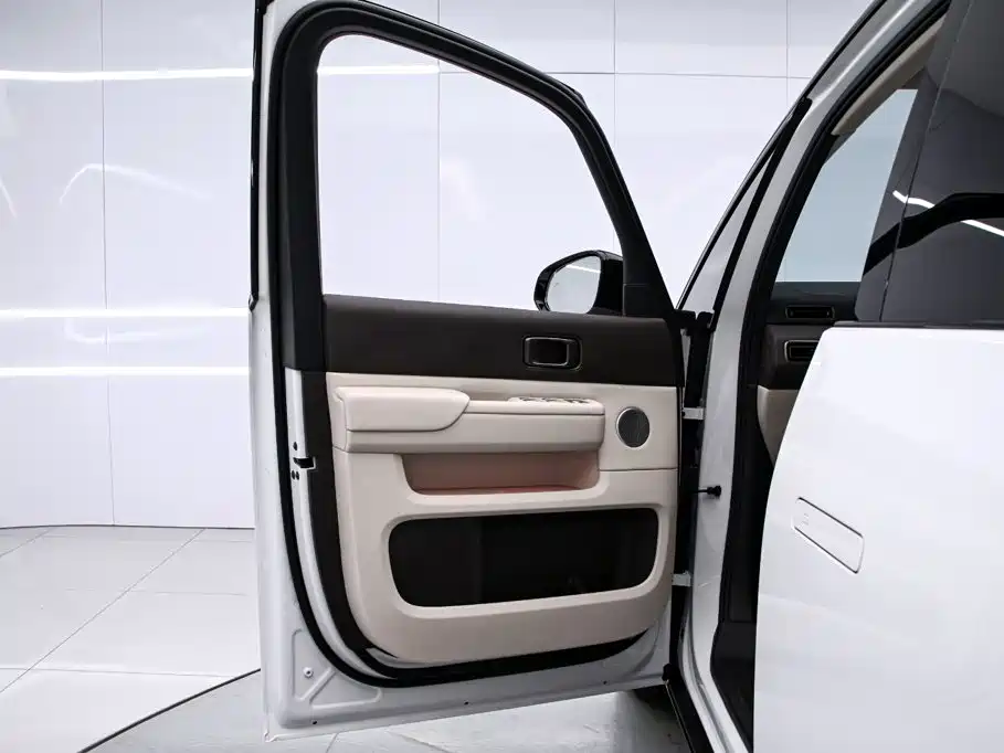 Li Auto Li MEGA — миниатюра 12