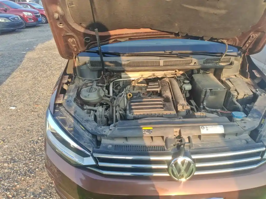 Volkswagen Touran — миниатюра 20