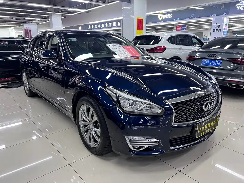 Infiniti Q70 — миниатюра 3