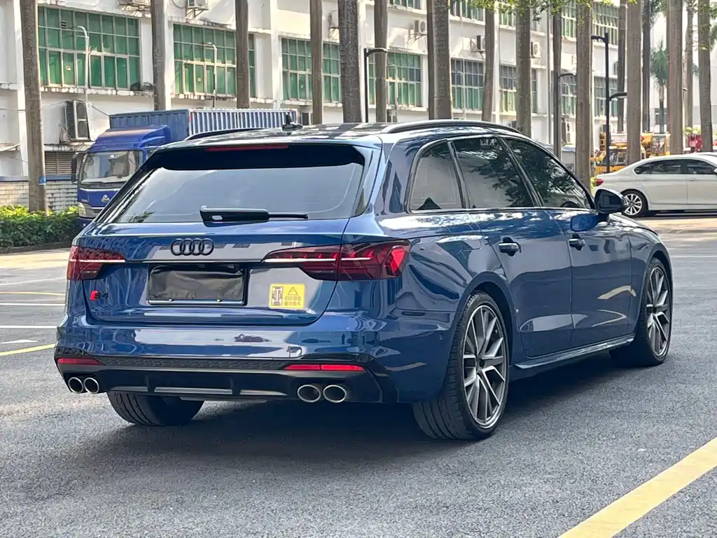 Audi S4 — миниатюра 16