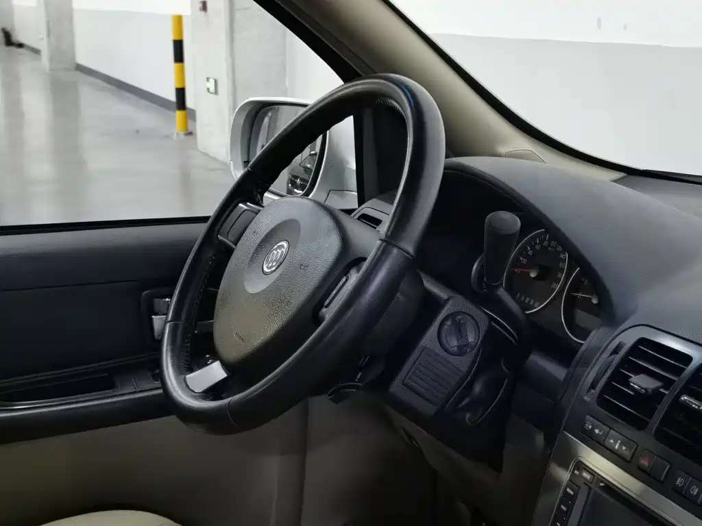Buick GL8 — миниатюра 22