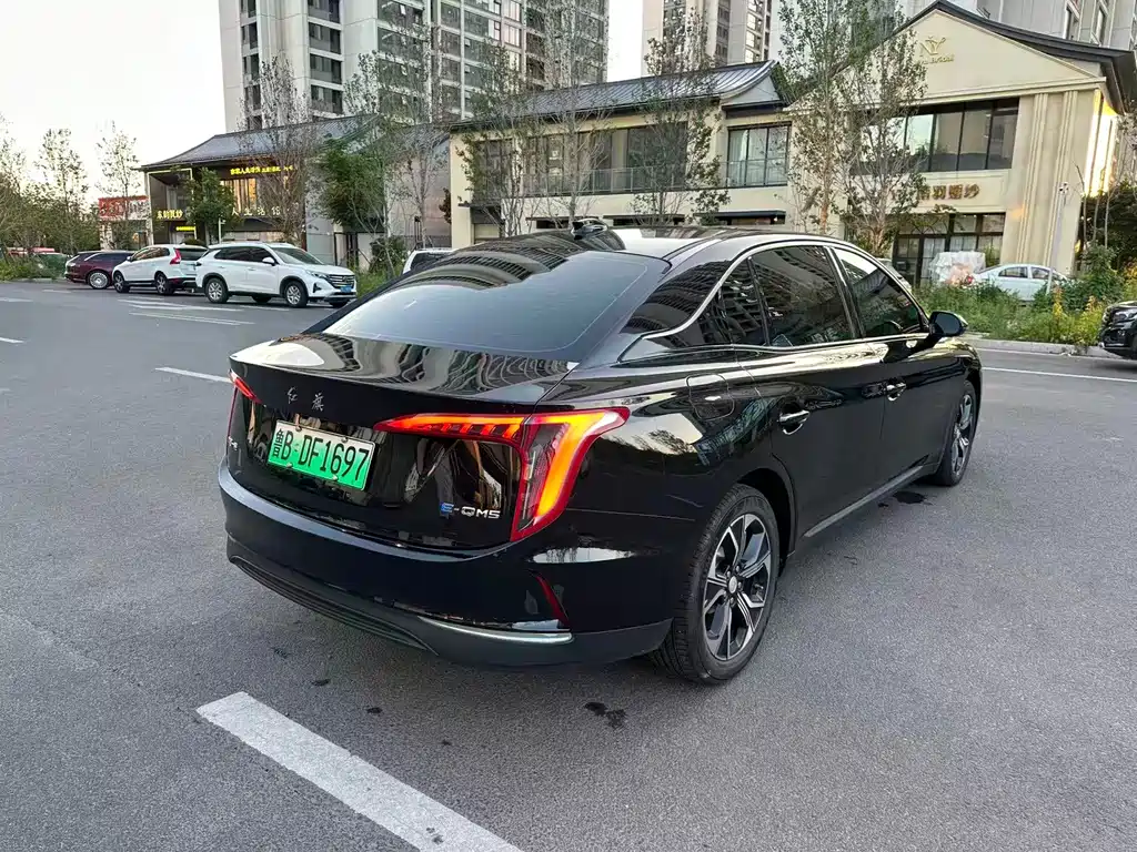 Hongqi Hongqi E-QM5 — миниатюра 9