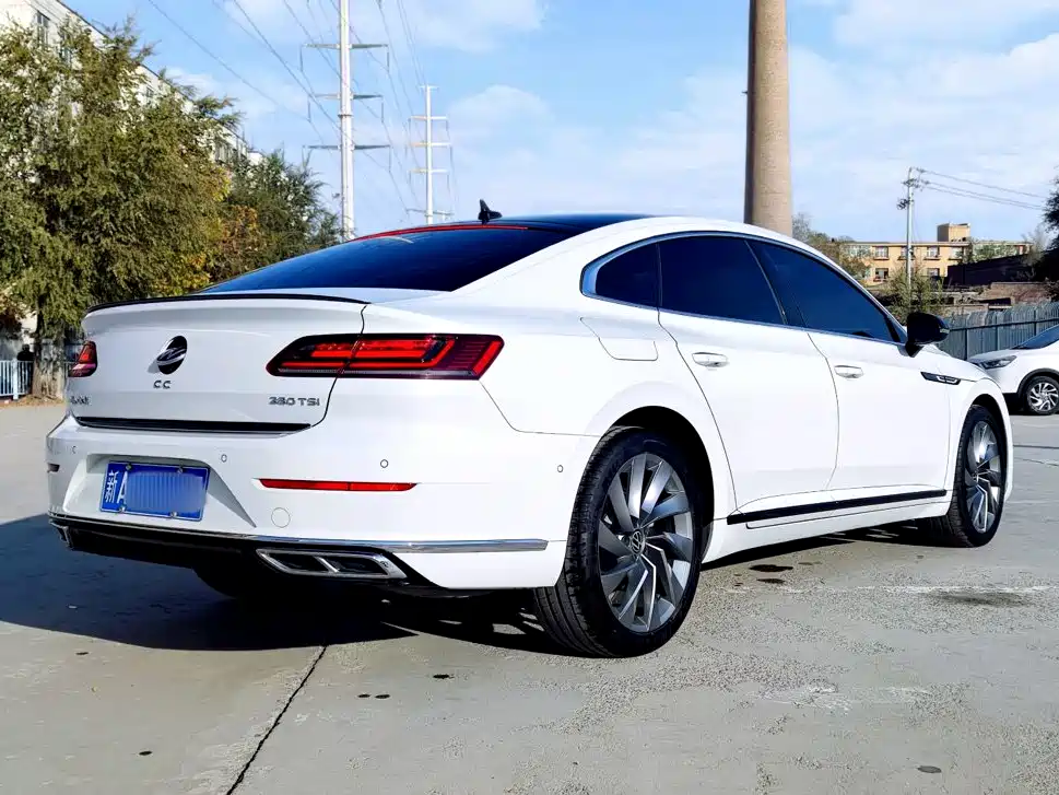 Volkswagen CC — миниатюра 4