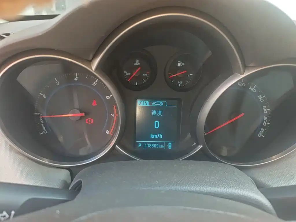 Chevrolet Cruze — миниатюра 12