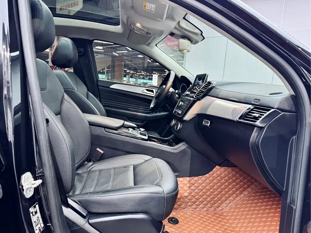 MERCEDES-BENZ GLE COUPE