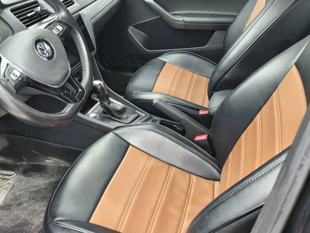 Volkswagen Lavida — миниатюра 8