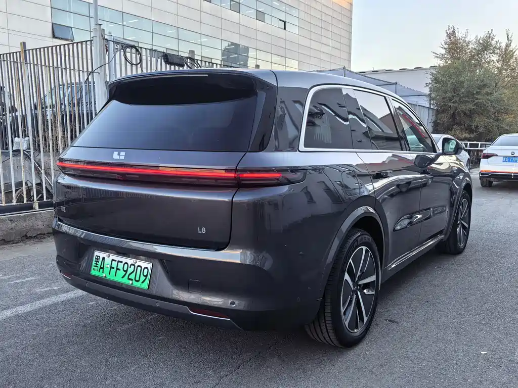 Li Auto Li L8 — миниатюра 4