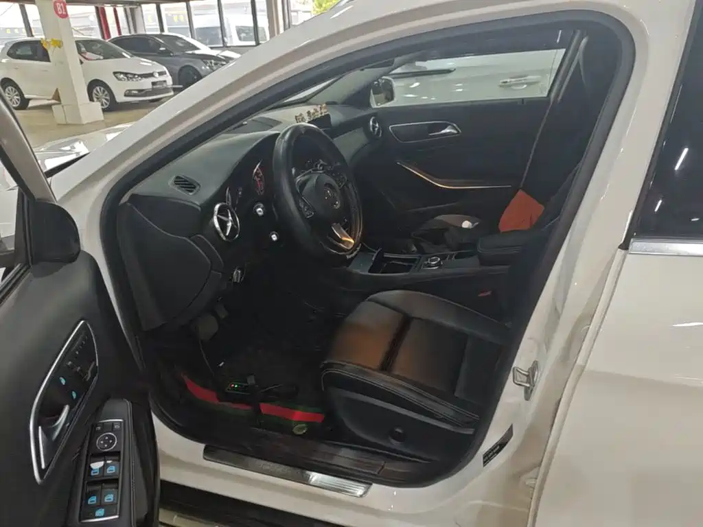 Mercedes-Benz GLA — миниатюра 15