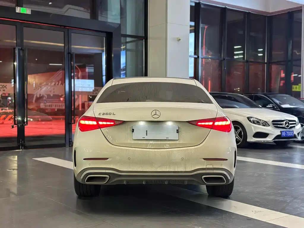 MERCEDES-BENZ C CLASS