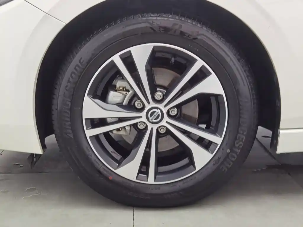 Nissan Sylphy — миниатюра 17