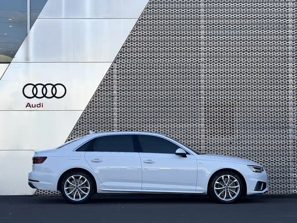 Audi A4L — миниатюра 3