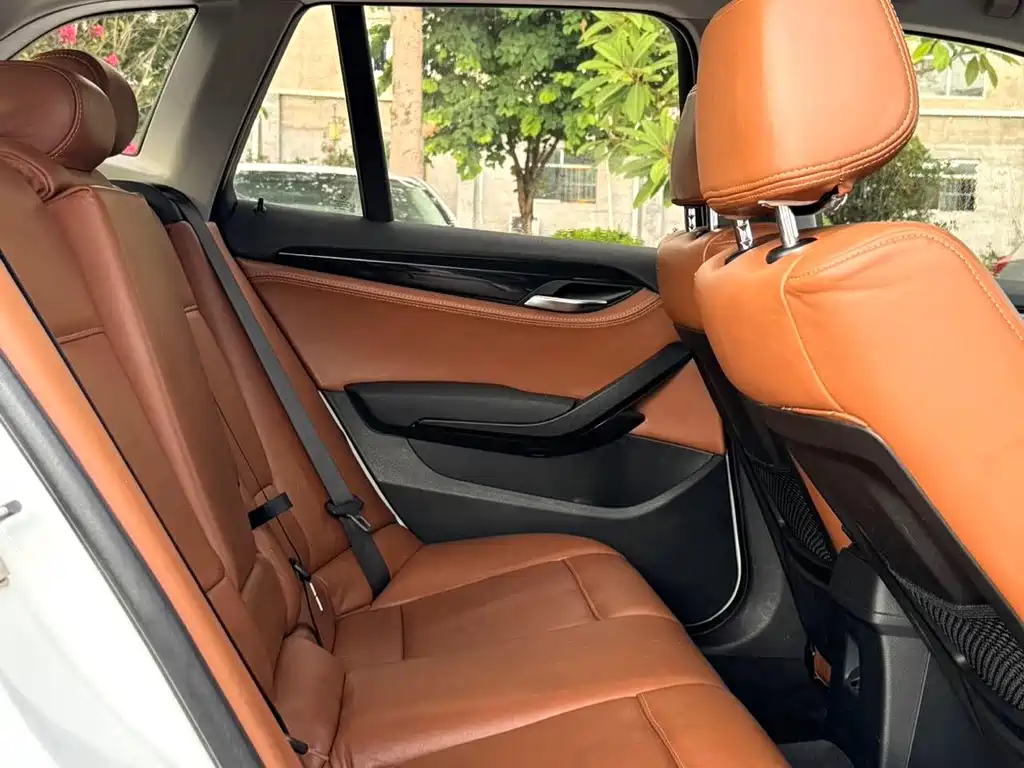 BMW X1 — миниатюра 11