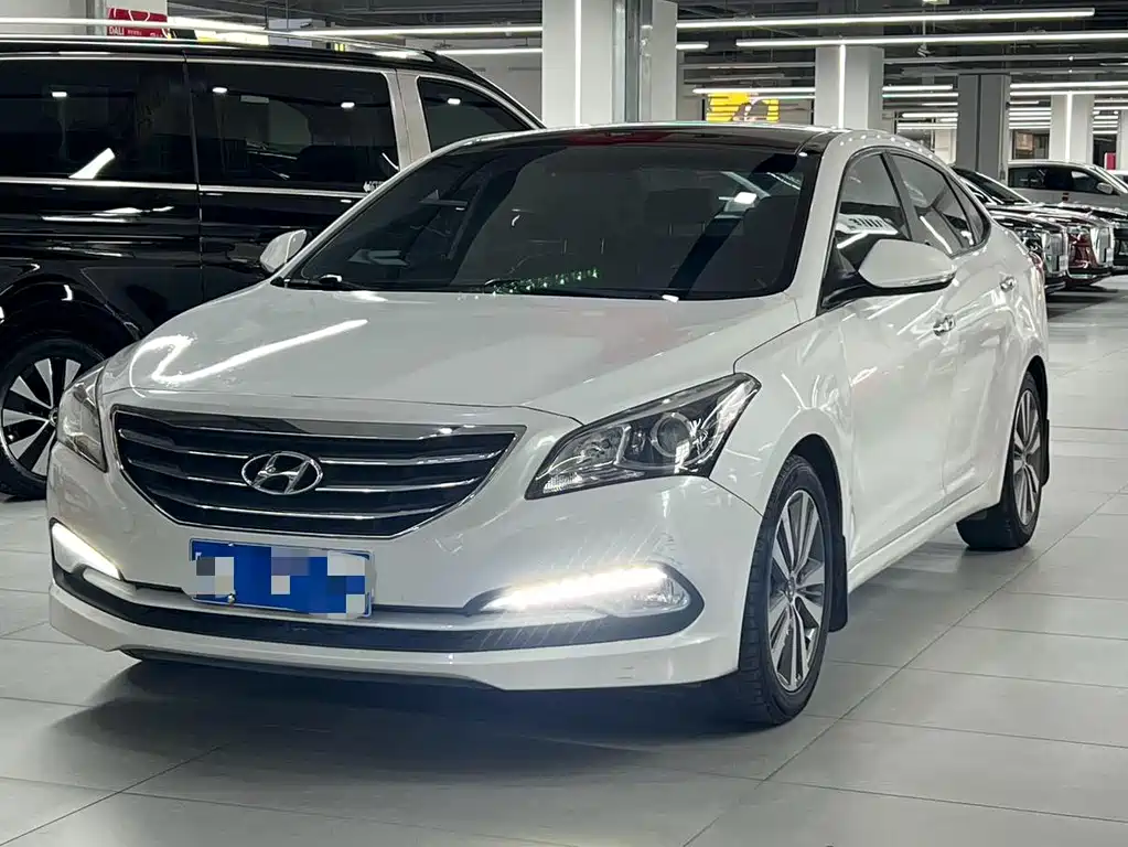 HYUNDAI NAME PICTURE