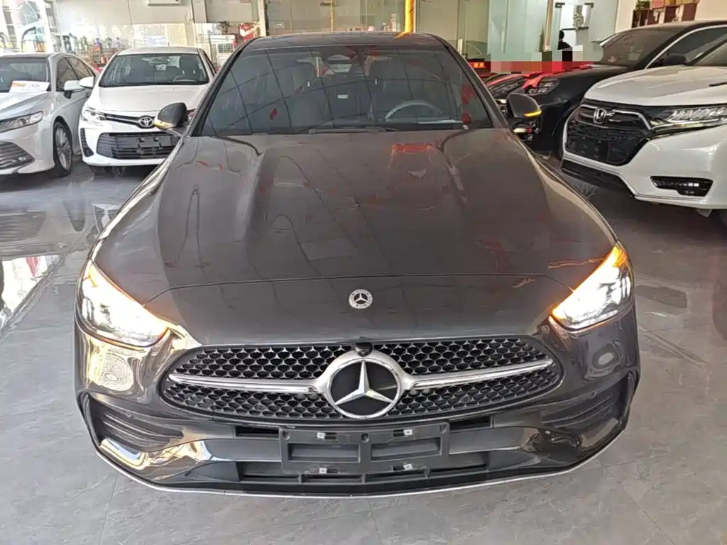 Mercedes-Benz C-Class — миниатюра 3