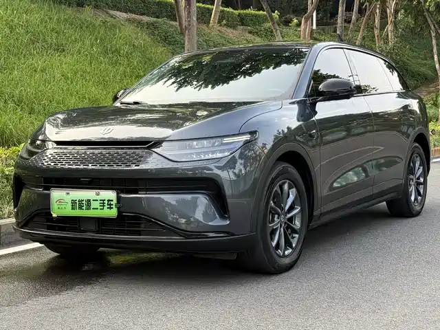 ZERO-RUNNING CAR ZERO RUN C11 2023