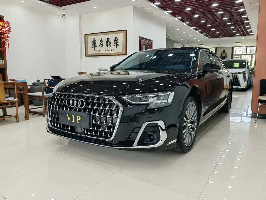 Audi A8 2025