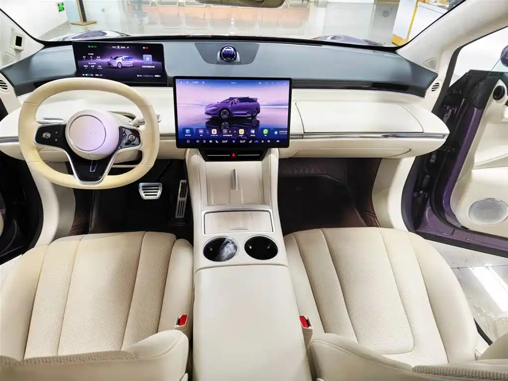 Luxeed R7 2024 667km Max