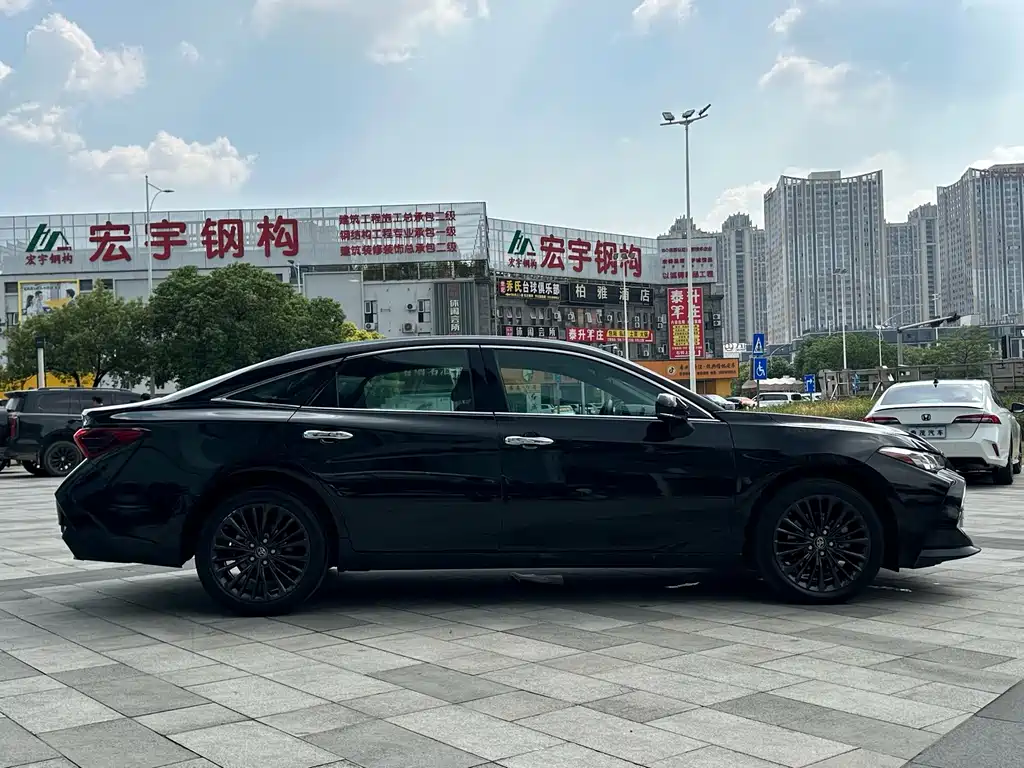 Toyota Avalon — миниатюра 5