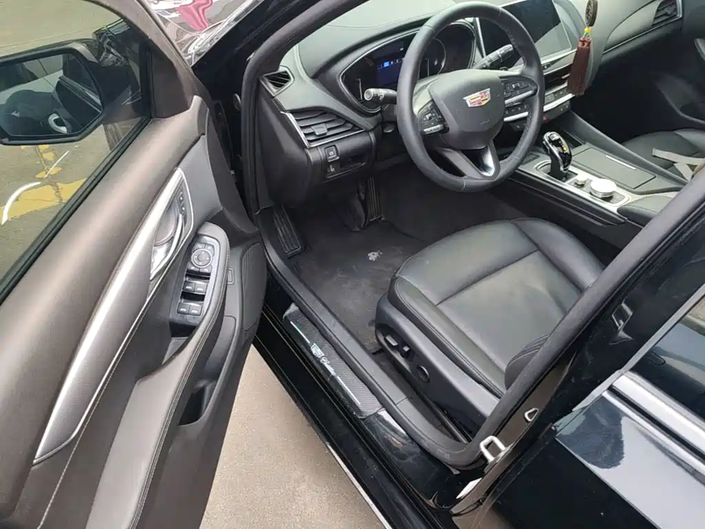 Cadillac CT5 — миниатюра 16