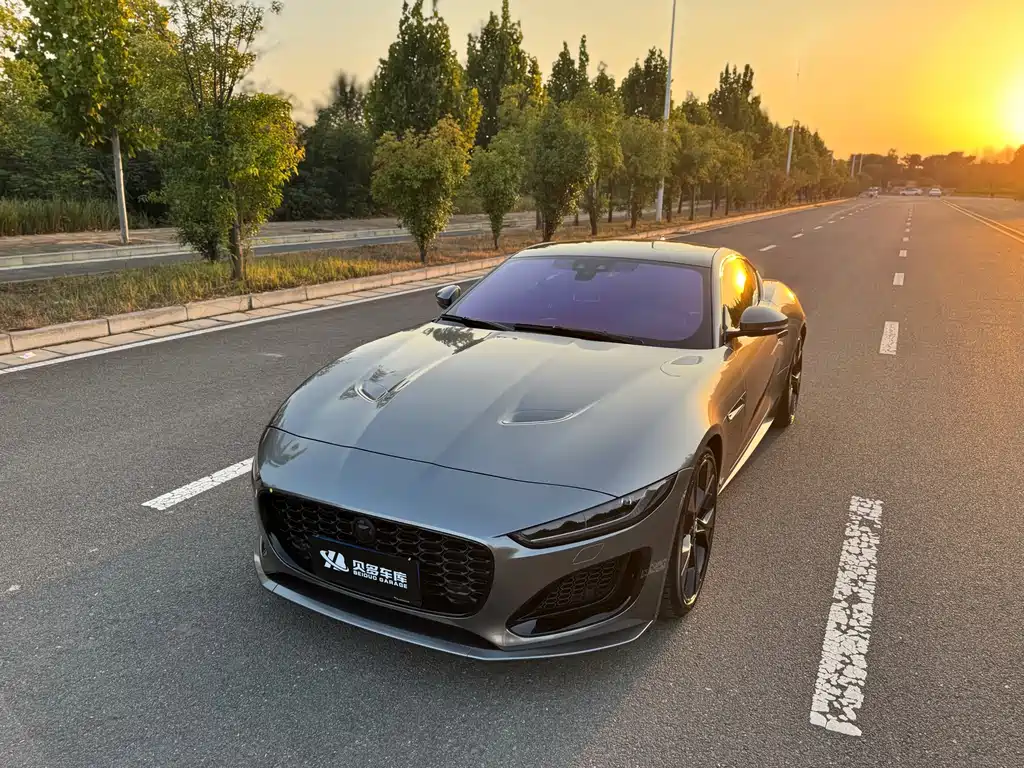 Jaguar F-TYPE — миниатюра 13