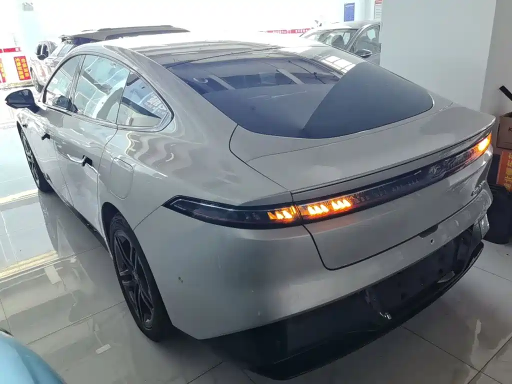 Dongfeng eπ007 2025 565 Max