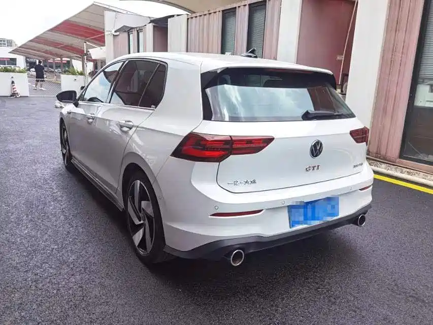 Volkswagen Golf GTI — миниатюра 6