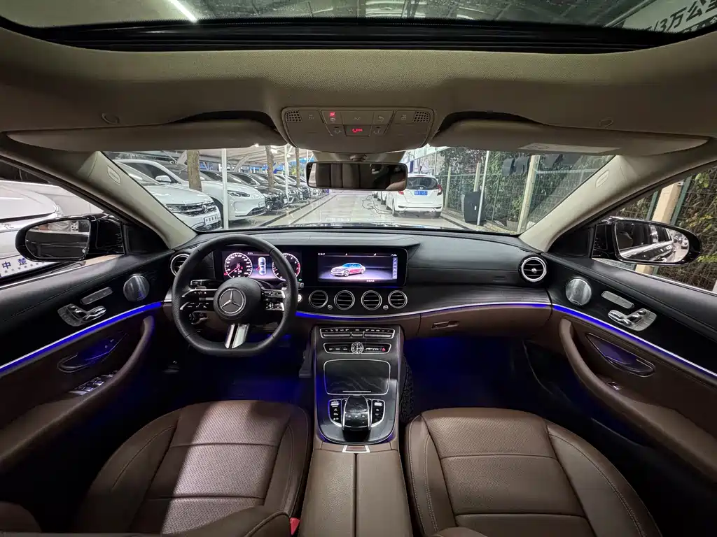 Mercedes-Benz E-Class — миниатюра 18