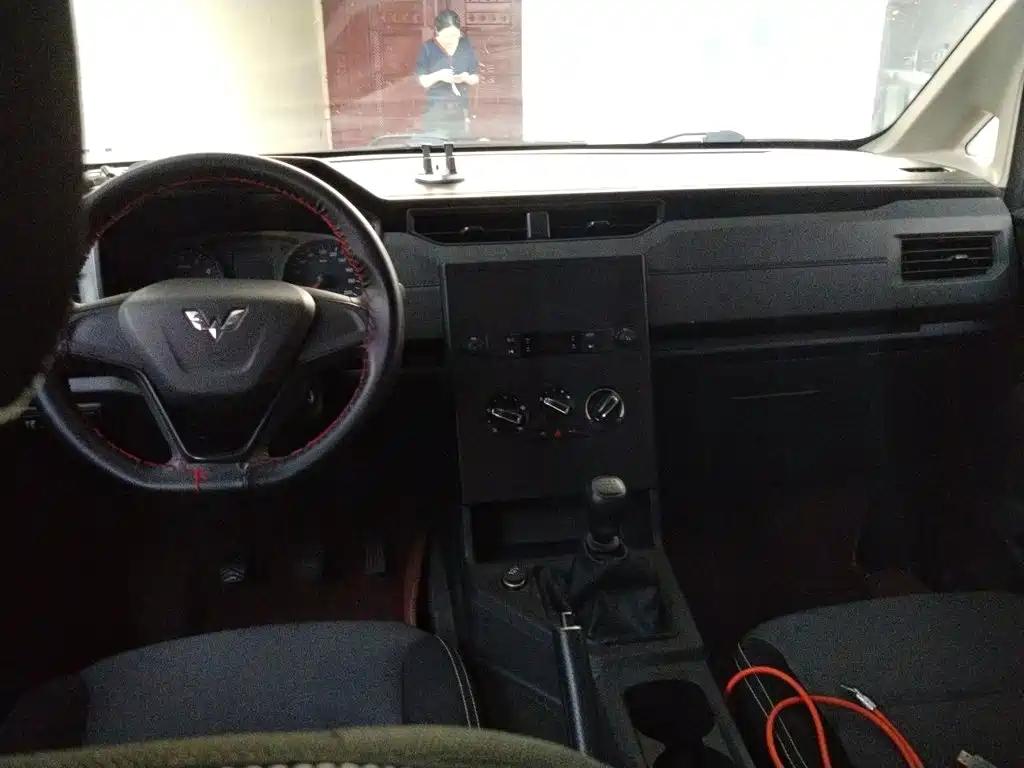 Wuling Hongguang PLUS — миниатюра 5