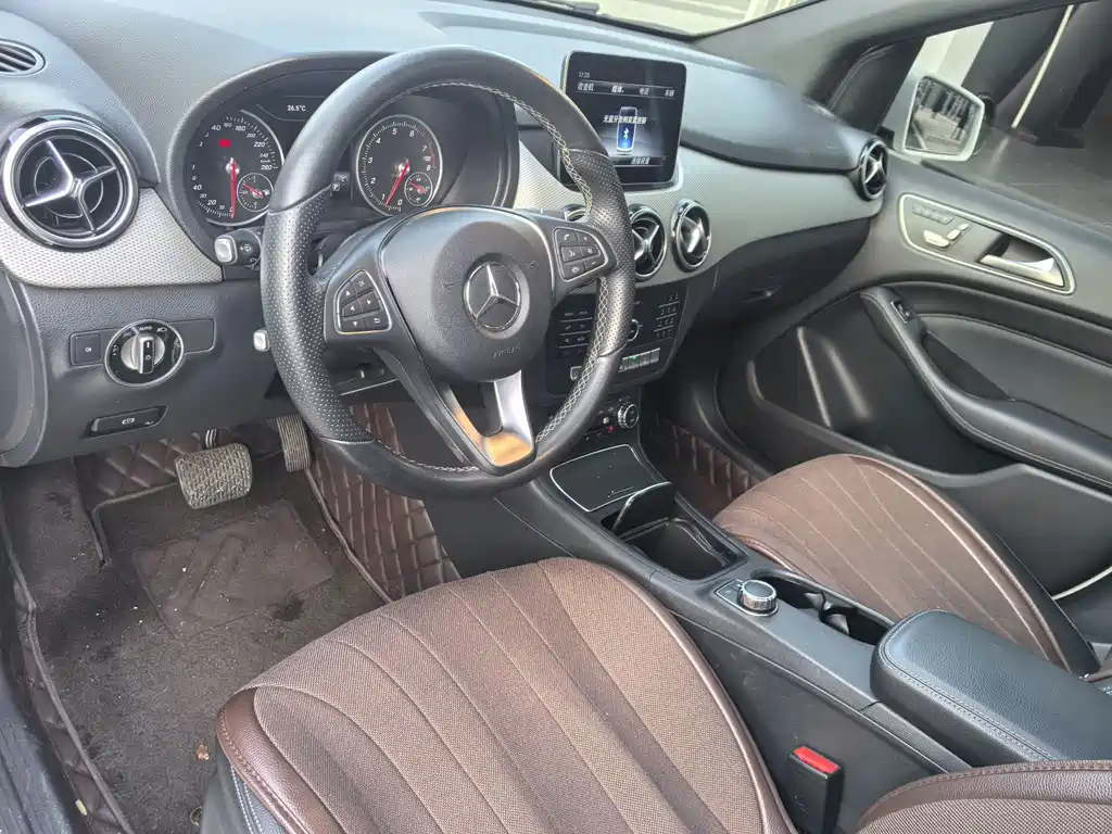Mercedes-Benz B-Class — миниатюра 10