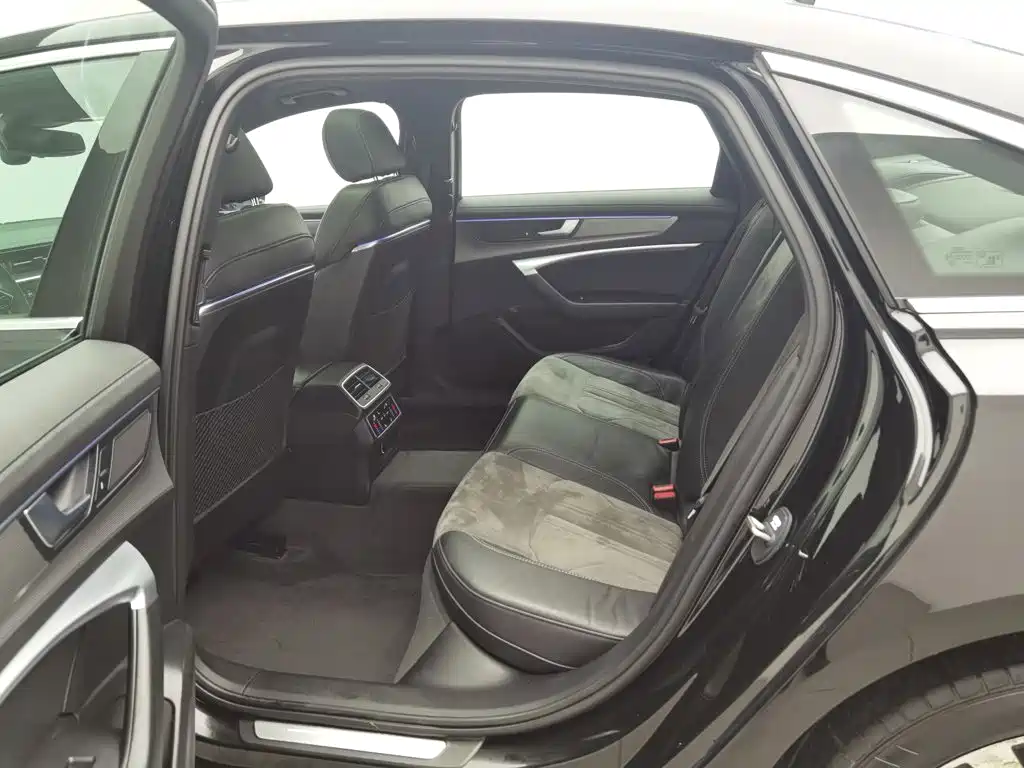 Audi A6L — миниатюра 15