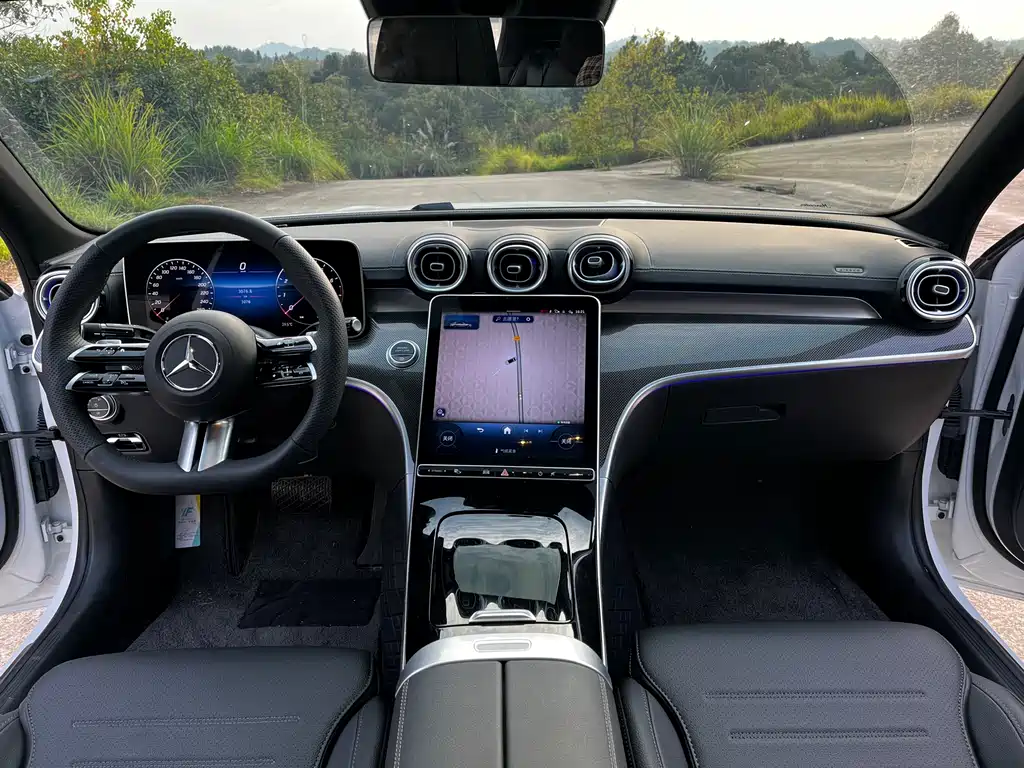 Mercedes-Benz C-Class — миниатюра 5