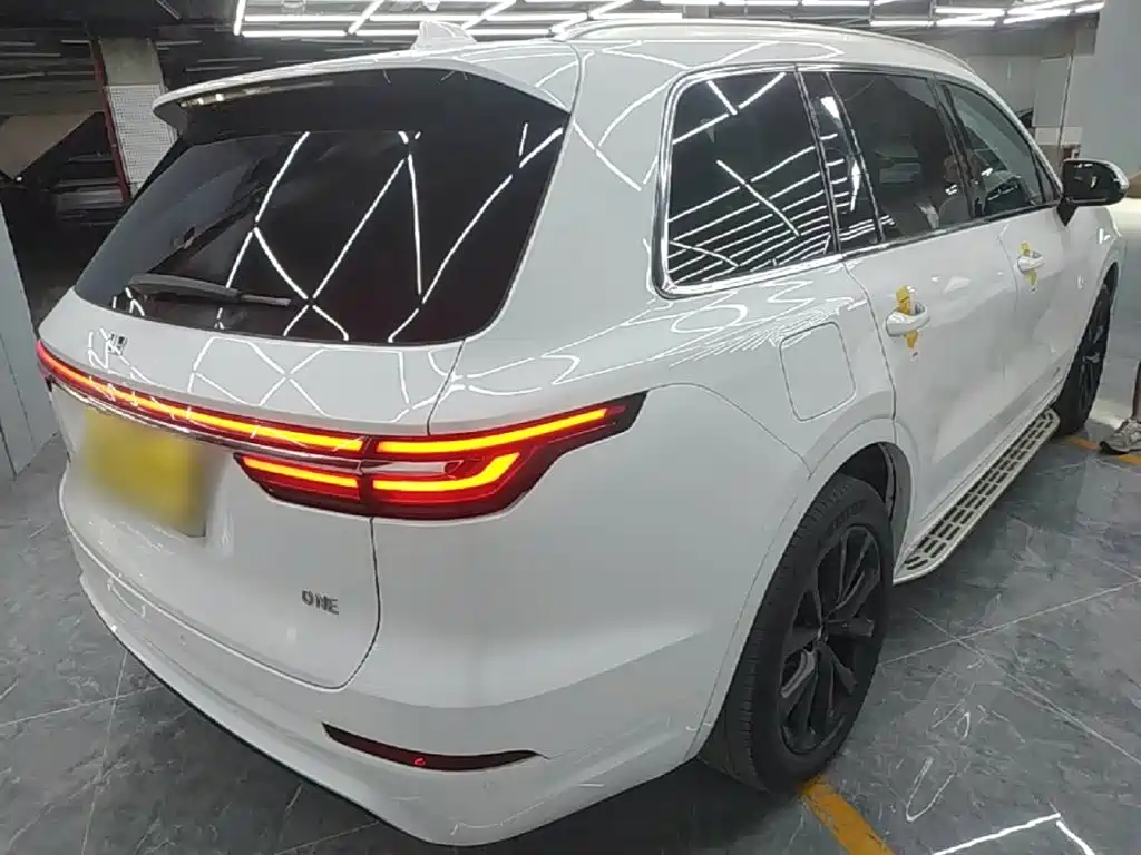 Li Auto Li ONE — миниатюра 7