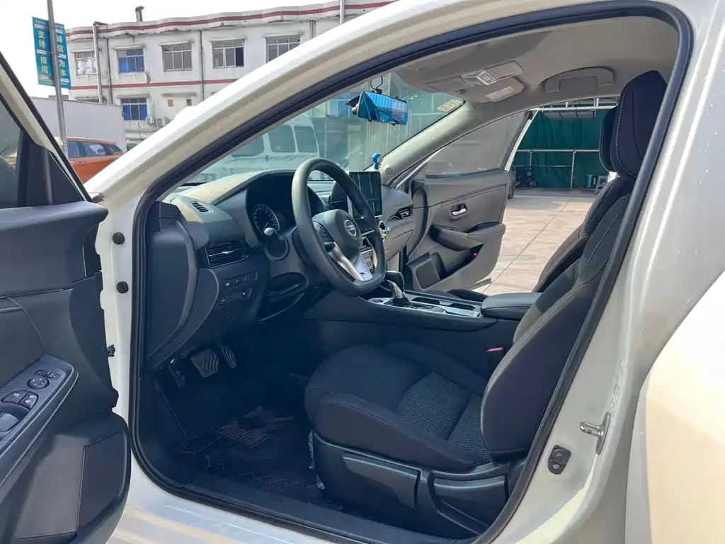 Nissan Sylphy — миниатюра 4