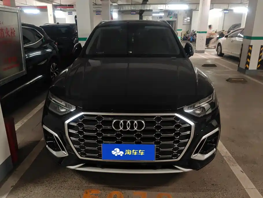 Audi Q5L — миниатюра 2