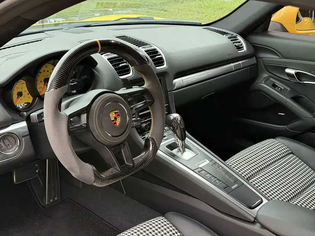 Porsche Cayman — миниатюра 11
