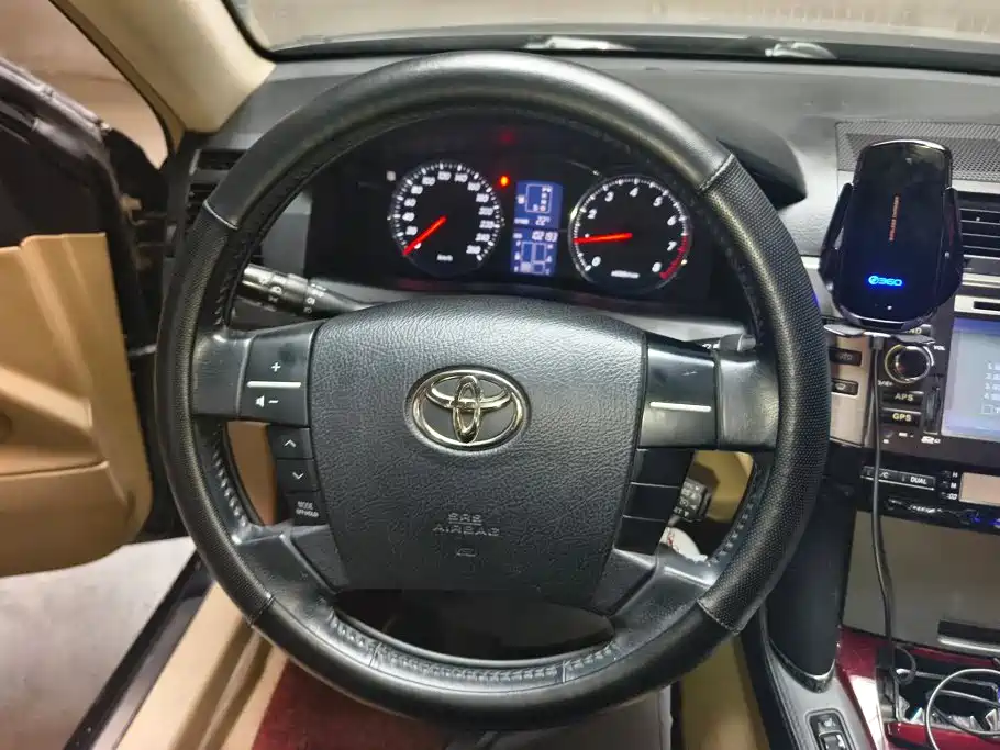Toyota Reiz — миниатюра 15