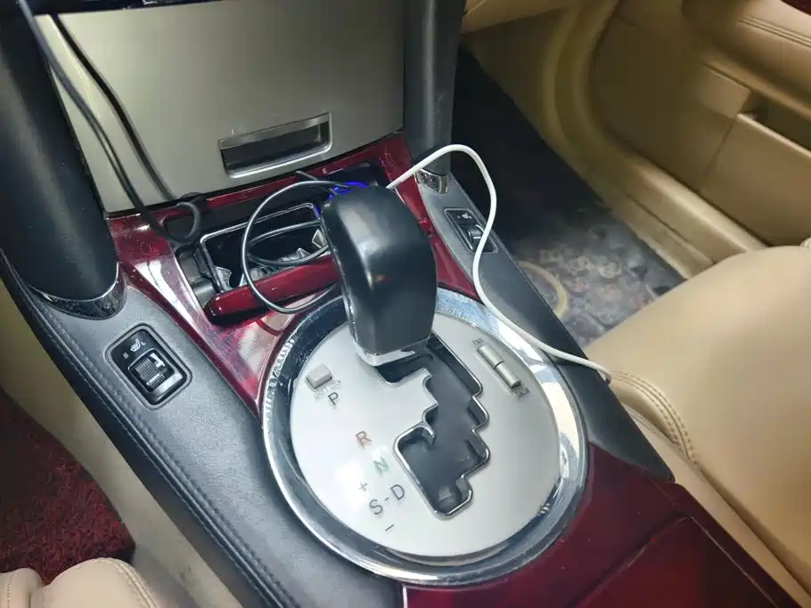 Toyota Reiz — миниатюра 16