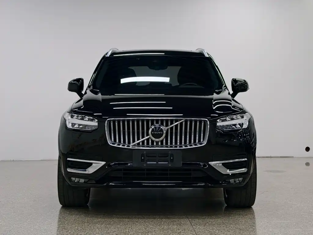Volvo XC90 2021 B6 Luxury 7 мест