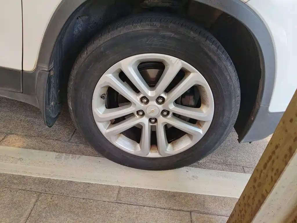 Chevrolet Trax — миниатюра 24