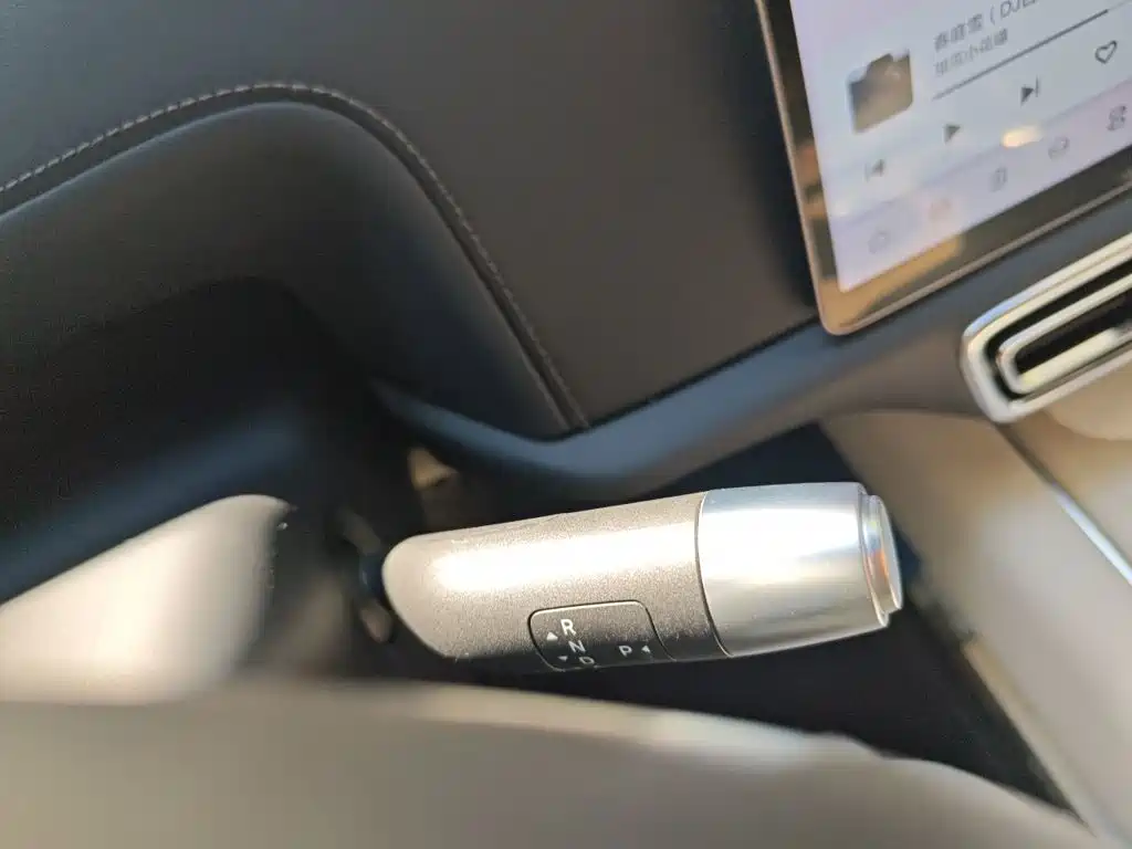 Li Auto Li L9 — миниатюра 15